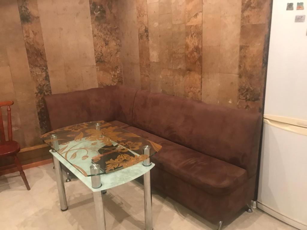 Desyatinnaya Hostel Kiev Eksteriør billede