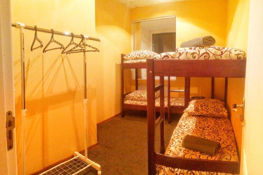 Desyatinnaya Hostel Kiev Værelse billede