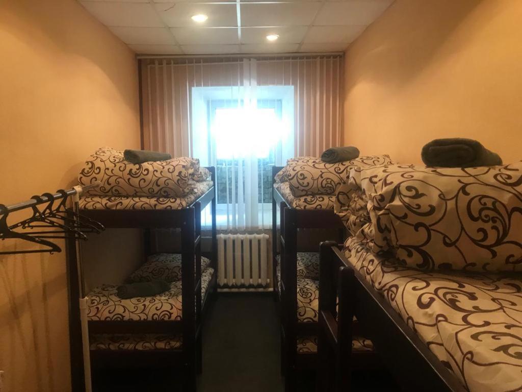Desyatinnaya Hostel Kiev Værelse billede